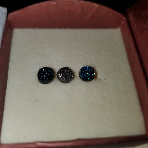 16 Gauge 1/4 Tragus Cartilage Earring Set of 3 - Picture 7 of 8